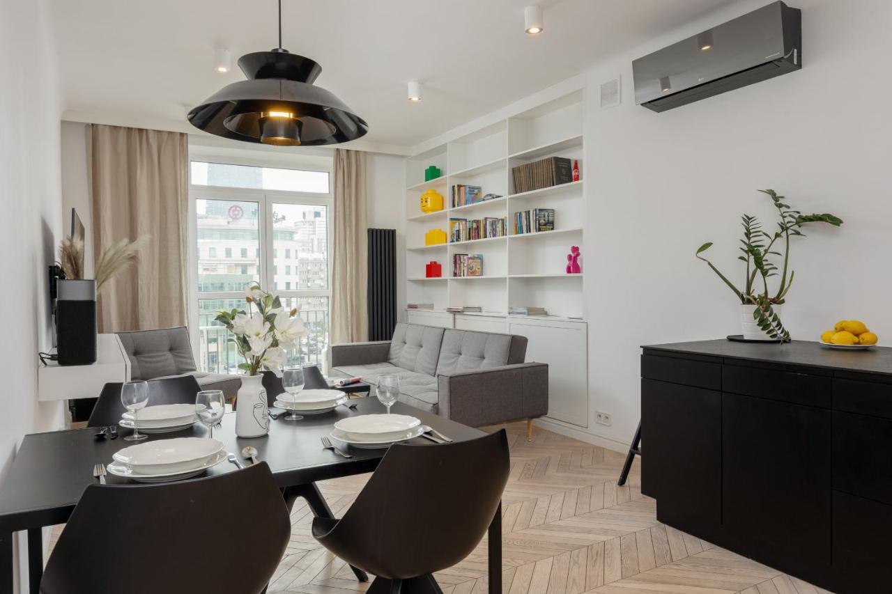 Trendy Apartment Marszalkowska With City View Near Ogrod Saski By Noclegi Renters Варшава Екстер'єр фото