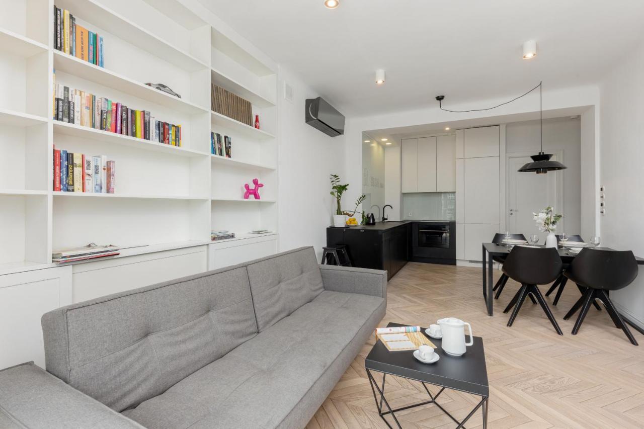 Trendy Apartment Marszalkowska With City View Near Ogrod Saski By Noclegi Renters Варшава Екстер'єр фото